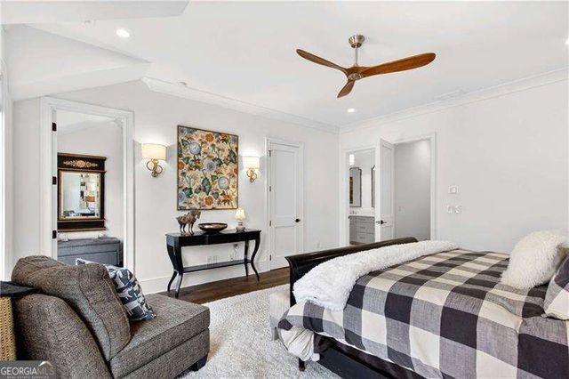 1072 Green Street, Roswell, GA 30075