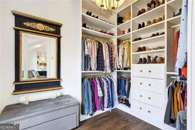 1072 Green Street, Roswell, GA 30075