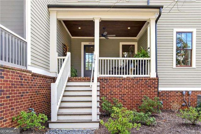 1072 Green Street, Roswell, GA 30075