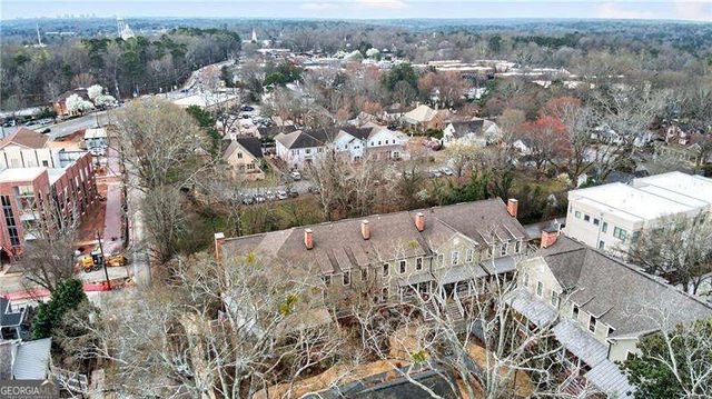 1072 Green Street, Roswell, GA 30075