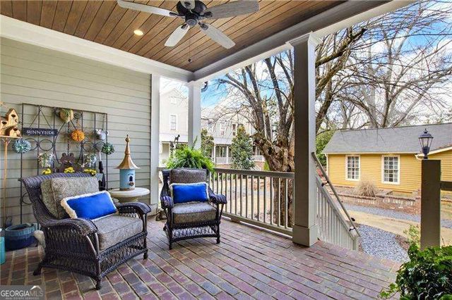 1072 Green Street, Roswell, GA 30075