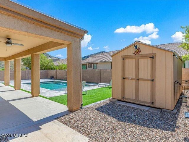 8701 W Hanbury Road, Marana, AZ 85653