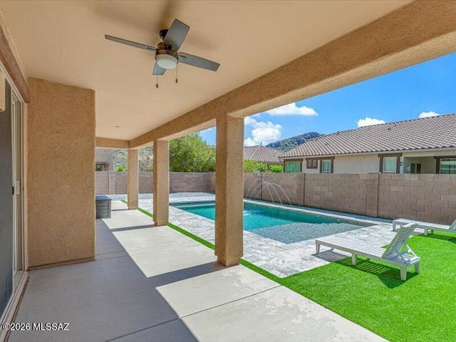 8701 W Hanbury Road, Marana, AZ 85653