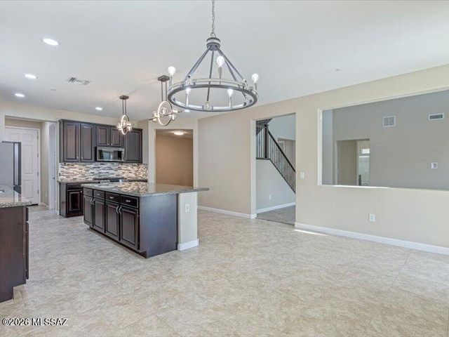 8701 W Hanbury Road, Marana, AZ 85653
