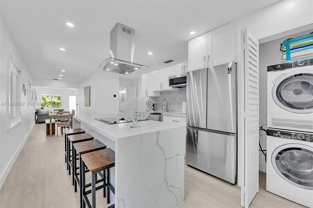 1960 Riverside Dr, Fort Lauderdale, FL 33312