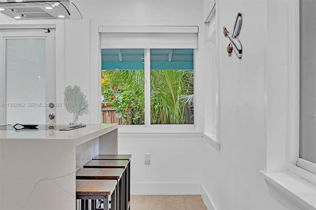 1960 Riverside Dr, Fort Lauderdale, FL 33312