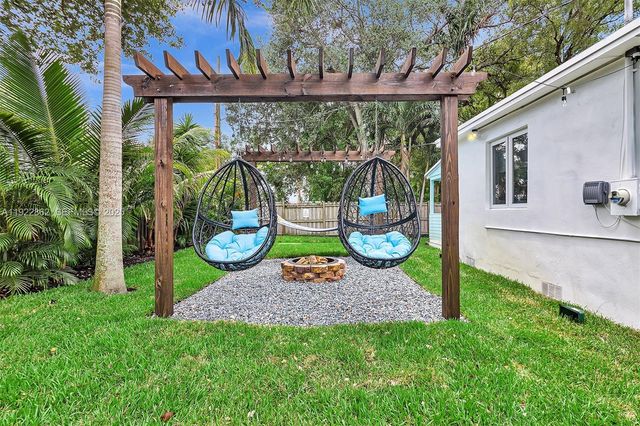 1960 Riverside Dr, Fort Lauderdale, FL 33312