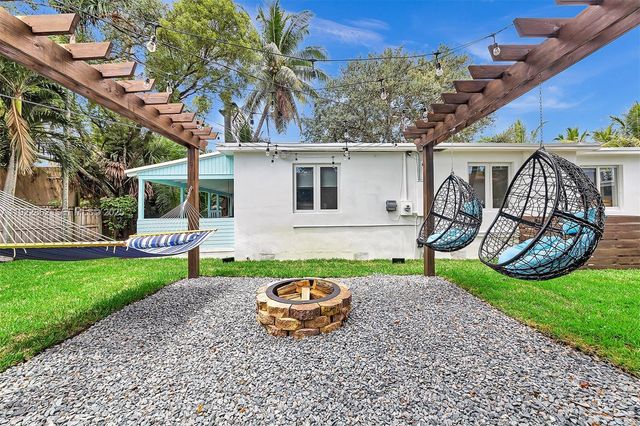 1960 Riverside Dr, Fort Lauderdale, FL 33312