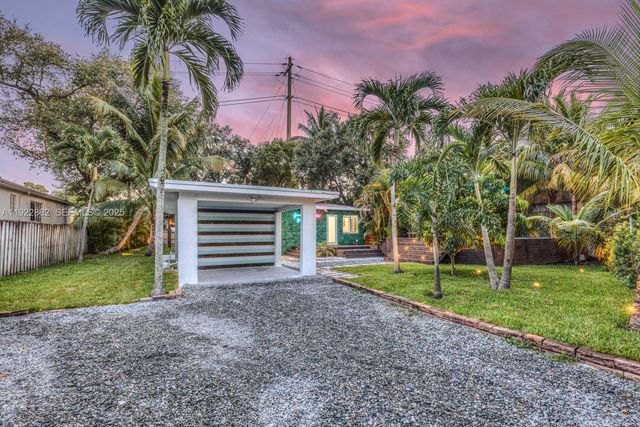 1960 Riverside Dr, Fort Lauderdale, FL 33312