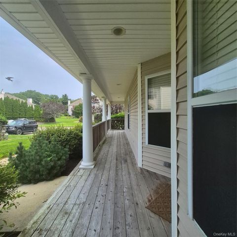 2501 Willow Pond Drive, Riverhead, NY 11901