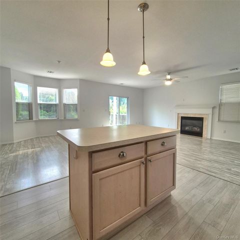 2501 Willow Pond Drive, Riverhead, NY 11901