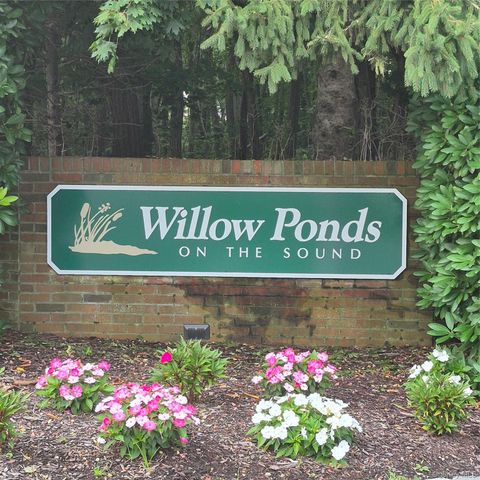 2501 Willow Pond Drive, Riverhead, NY 11901