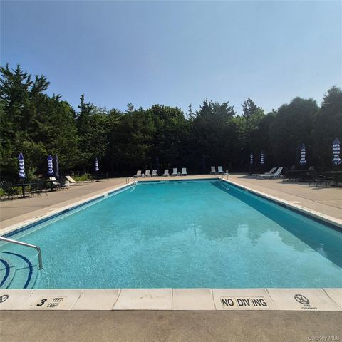 2501 Willow Pond Drive, Riverhead, NY 11901