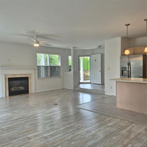 2501 Willow Pond Drive, Riverhead, NY 11901