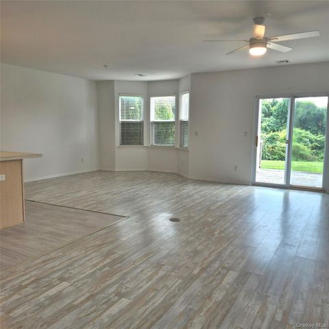 2501 Willow Pond Drive, Riverhead, NY 11901