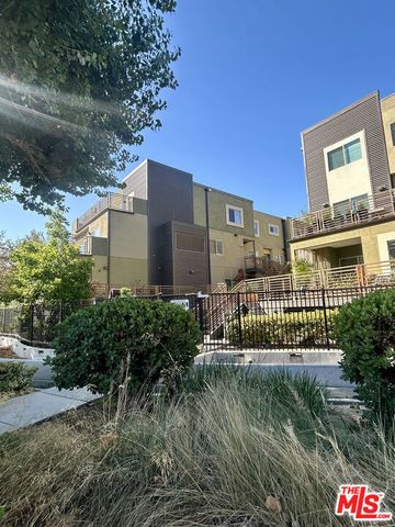 2980 Ripple Place 102, Los Angeles, CA 90039