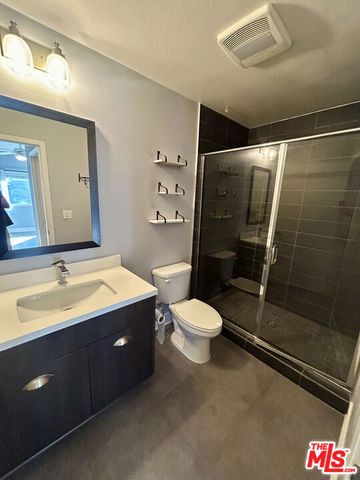 2980 Ripple Place 102, Los Angeles, CA 90039