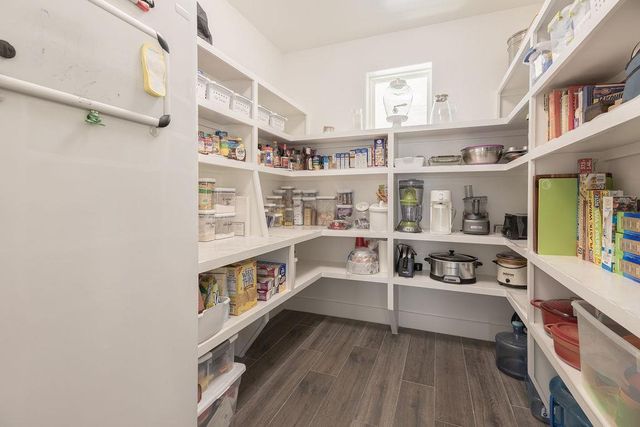 1051 Trailhead CIR, Dripping Springs, TX 78620