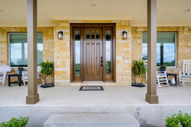1051 Trailhead CIR, Dripping Springs, TX 78620