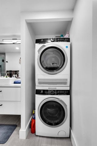 2500 Parkview Dr 2102, Hallandale Beach, FL 33009