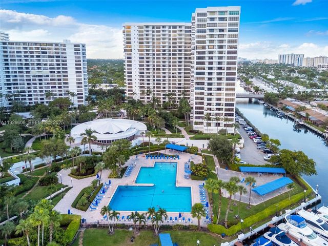 2500 Parkview Dr 2102, Hallandale Beach, FL 33009