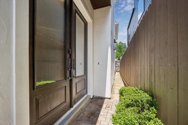 2111 Huldy Street, Houston, TX 77019