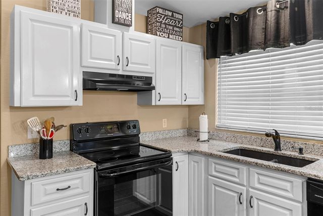 2144 HATTERAS POINT, Lakeland, FL 33813