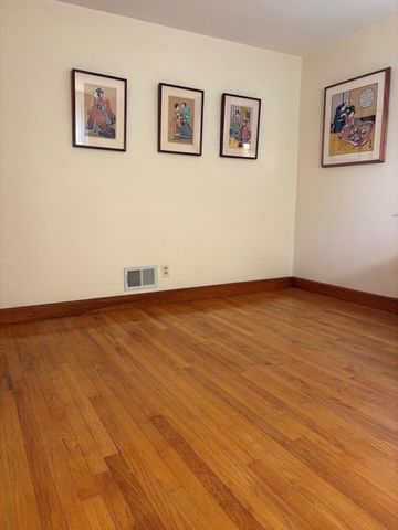 73 Chestnut Circle, Randolph, MA 02368