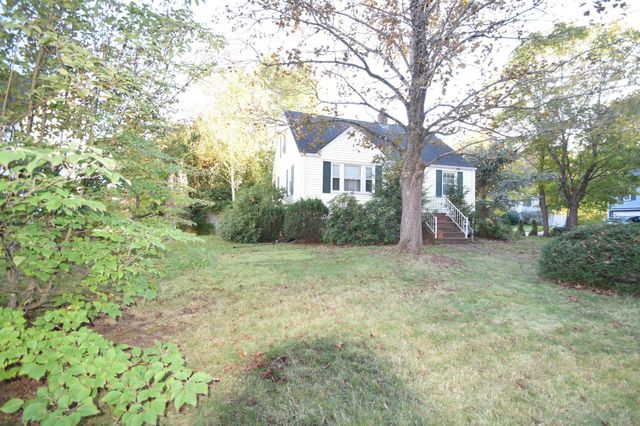 73 Chestnut Circle, Randolph, MA 02368