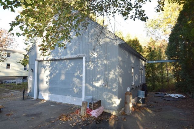 73 Chestnut Circle, Randolph, MA 02368