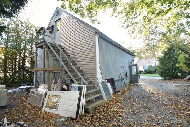 73 Chestnut Circle, Randolph, MA 02368