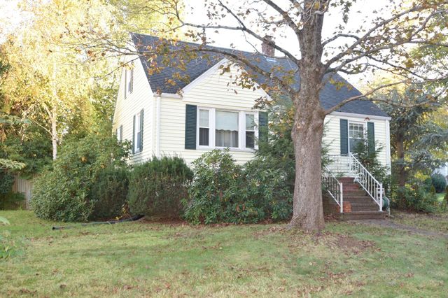 73 Chestnut Circle, Randolph, MA 02368