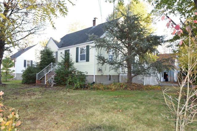 73 Chestnut Circle, Randolph, MA 02368
