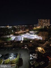 205 YOAKUM PKWY #817, Alexandria, VA 22304