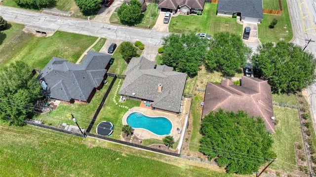 1608 Allison Street, Brenham, TX 77833