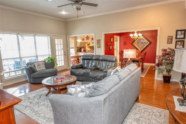 1608 Allison Street, Brenham, TX 77833