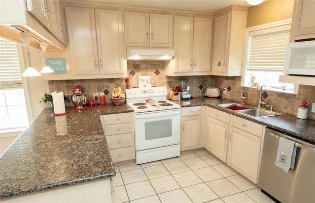 1608 Allison Street, Brenham, TX 77833