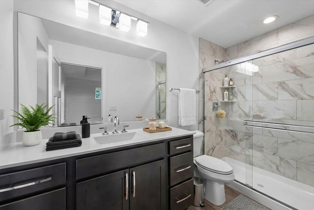 128 E Main Street, Cary, IL 60013