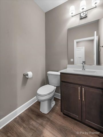 128 E Main Street, Cary, IL 60013