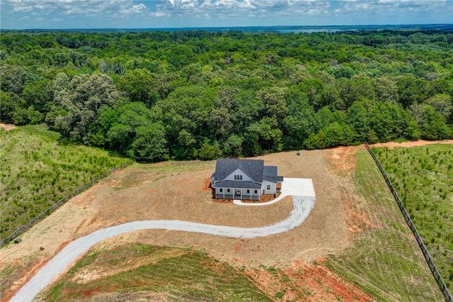 331 Dobbins Road, Townville, SC 29689