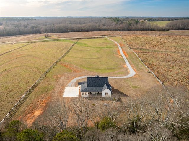 331 Dobbins Road, Townville, SC 29689