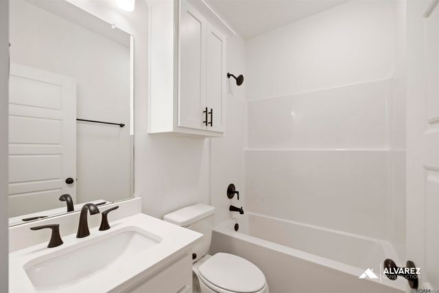 4024 Kelly Lake Ln, Madisonville, LA 70447