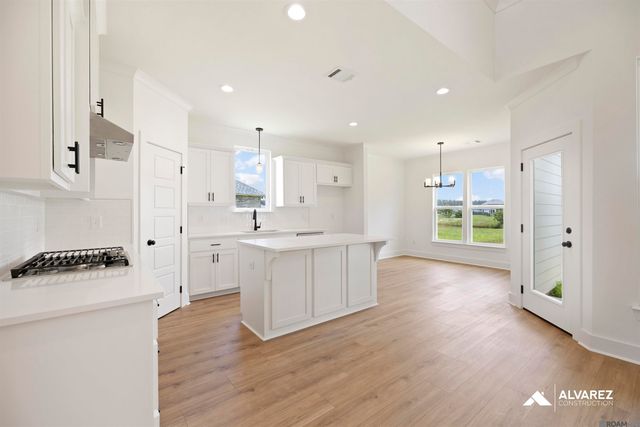 4024 Kelly Lake Ln, Madisonville, LA 70447