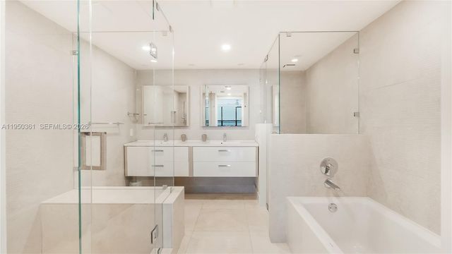 3 Grove Isle Dr C1407, Miami, FL 33133