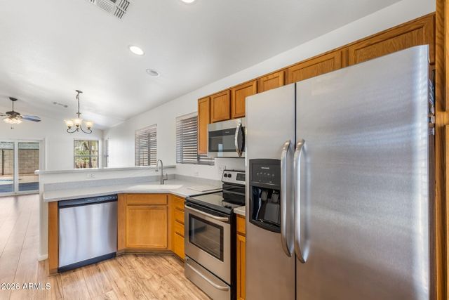 4176 W COLUMBINE Drive, Phoenix, AZ 85029