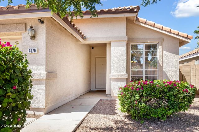 4176 W COLUMBINE Drive, Phoenix, AZ 85029
