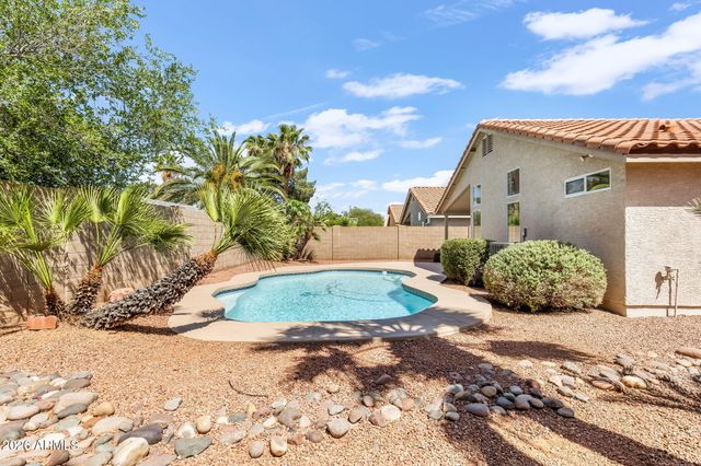 4176 W COLUMBINE Drive, Phoenix, AZ 85029