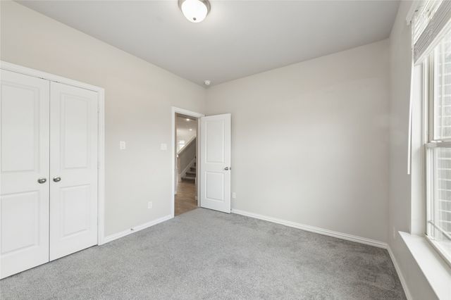 535 Hillcrest Circle, Justin, TX 76247