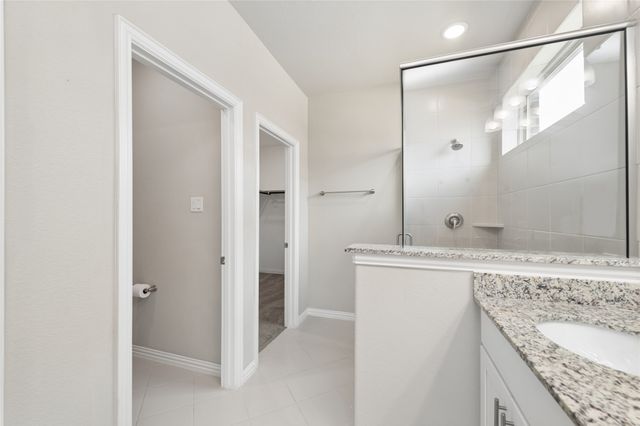 535 Hillcrest Circle, Justin, TX 76247