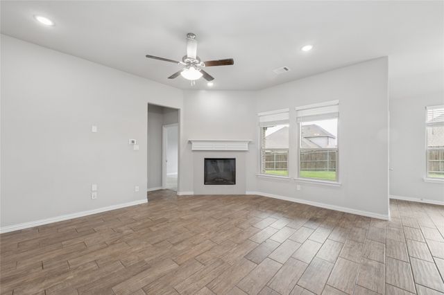 535 Hillcrest Circle, Justin, TX 76247